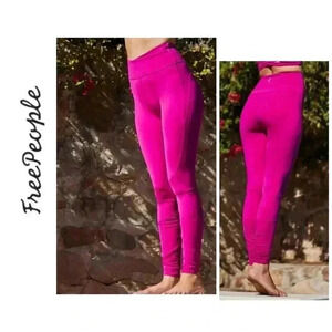🆕NWOT Free People Textured High-Rise 2-Pocket Leggings M🆕